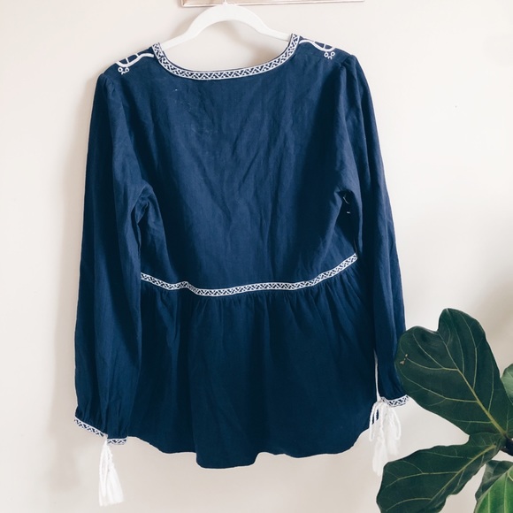 Andre by Unit Embroidered Tassel Sleeves Top - Picture 3 of 4